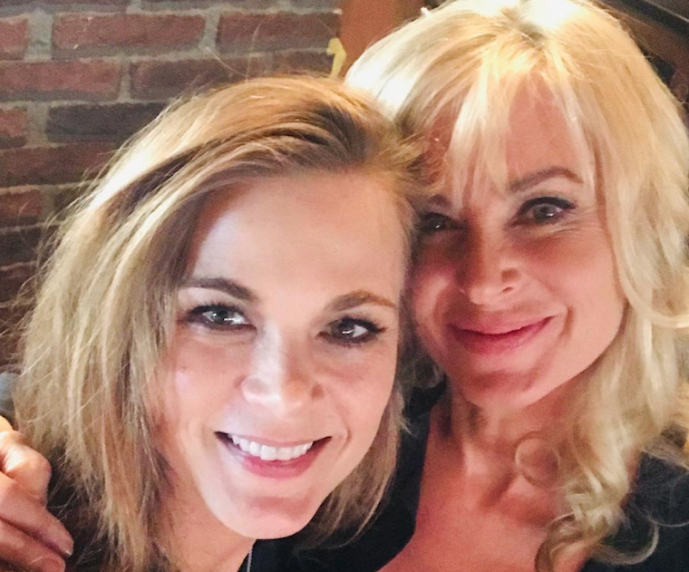 The Young and the Restless Spoilers: Eileen Davidson (Ashley Abbott) Shows Her Support For Gina Tognoni (Phyllis Summers) During Difficult Time