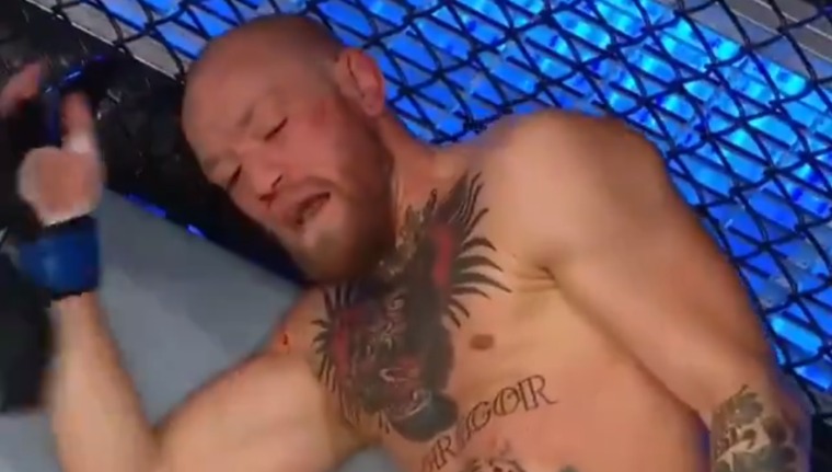 UFC 257 - Dustin Poirier Knocks Out The Notorious Conor McGregor