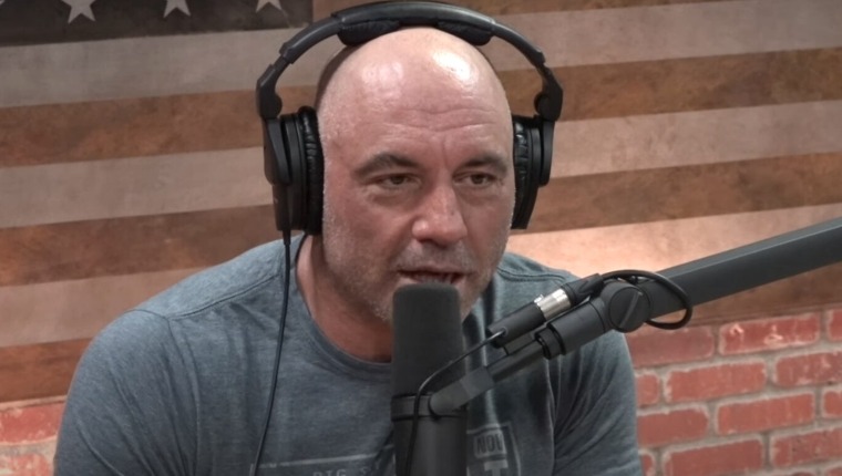 Spotify Keeps Joe Rogan Episode Up Where He Says He Doesn't Think A Young, Healthy Person Needs To Be Vaccinated