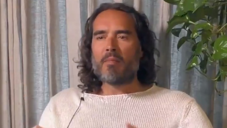 Comedian Russell Brand Slams The Democratic Party And Accuses Them Of Colluding With Big Tech Companies