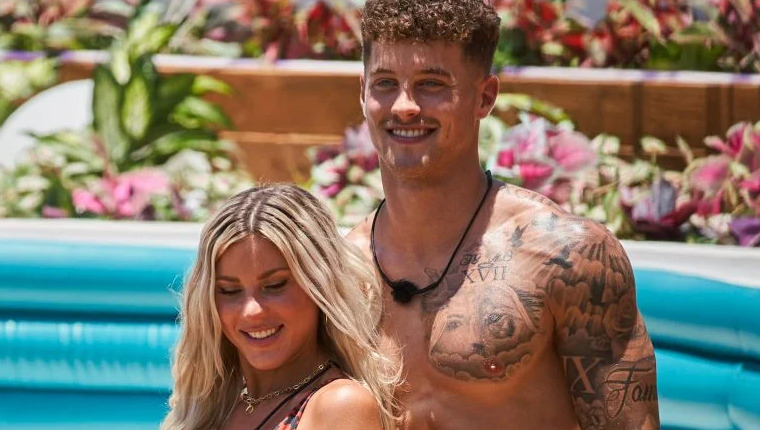 'Love Island' Frontrunners Josh Goldstein And Shannon St. Clair Quit Show After Death Of Josh’s Sister