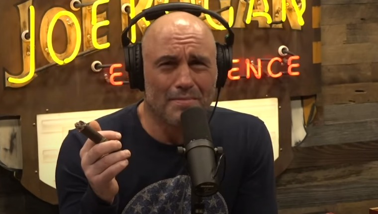 Joe Rogan Talks About Suing CNN While Discussing His COVID-19 Treatment With Tom Segura