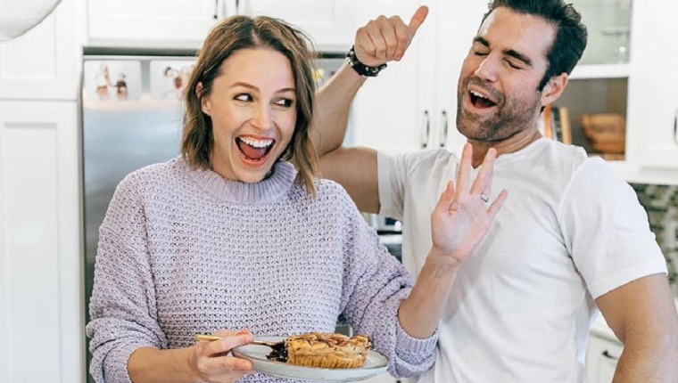 'The Young And The Restless' Spoilers: Jordi Vilasuso (Rey Rosales) Launches New Marriage Podcast With His Wife Kaitlin - "Making It Work" With New Episodes Every Wednesday