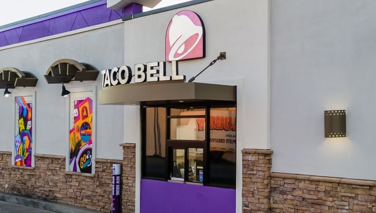 Fire In The Kitchen: Taco Bell Manager Douses Customers With Boiling Water After Complaint