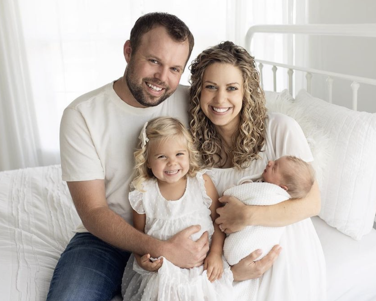 john david and abbie duggar counting second child