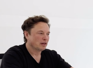 Students React Following Stephen King And Alexandria Ocasio-Cortez’s Comments About Elon Musk's Plans To Charge For Being Twitter Verified