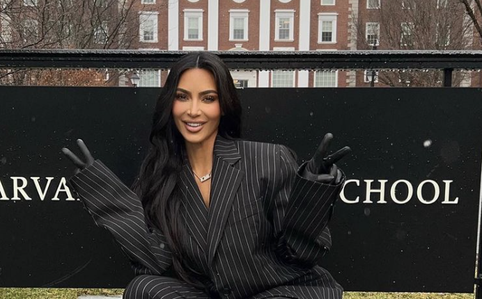 Fans React As Kim Kardashian's Stalker Breaks Restraining Order