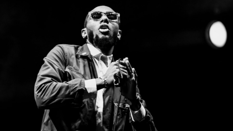 Yasiin “Mos Def” Bey BLASTS Drake’s Music, Calls It “Shopping Music” Yasiin "Mos Def" Bey Calls Out Drake's Music, Calls It Shopping Music