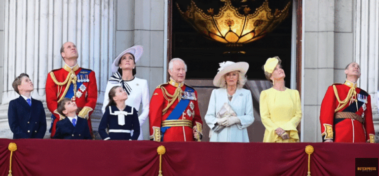 on the balcony with her mum