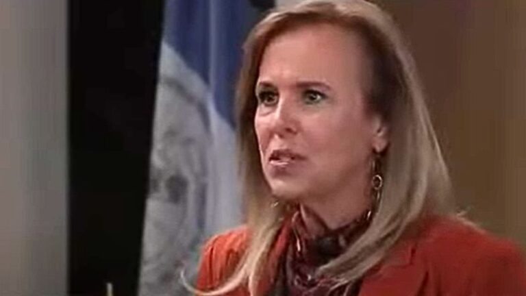 General Hospital spoilers Laura makes herself clear GH