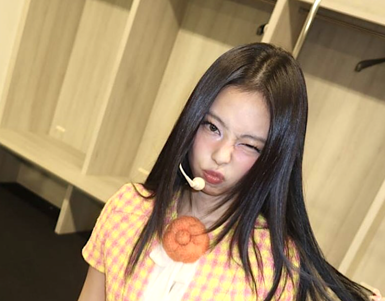 blackpink jennie scolds fan in seoul born pink concert