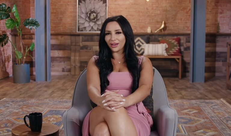 90 Day Fiancé Spoilers: Sophie Sierra Caught on Bumble While Currently Airing on The Last Resort 90 Day: The Last Resort Sophie Sierra, Rob Warne, Josh Weinstein, & Natalie Mordovtseva