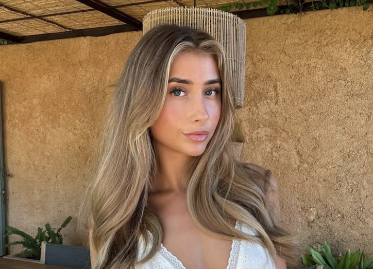 lily phillips onlyfans model